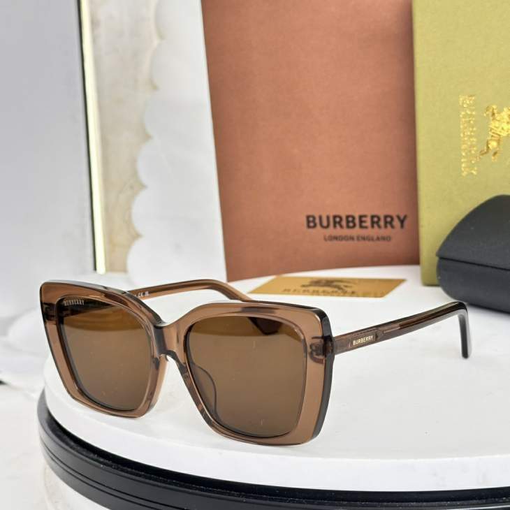 Picture of Burberry Sunglasses _SKUfw77119055fw